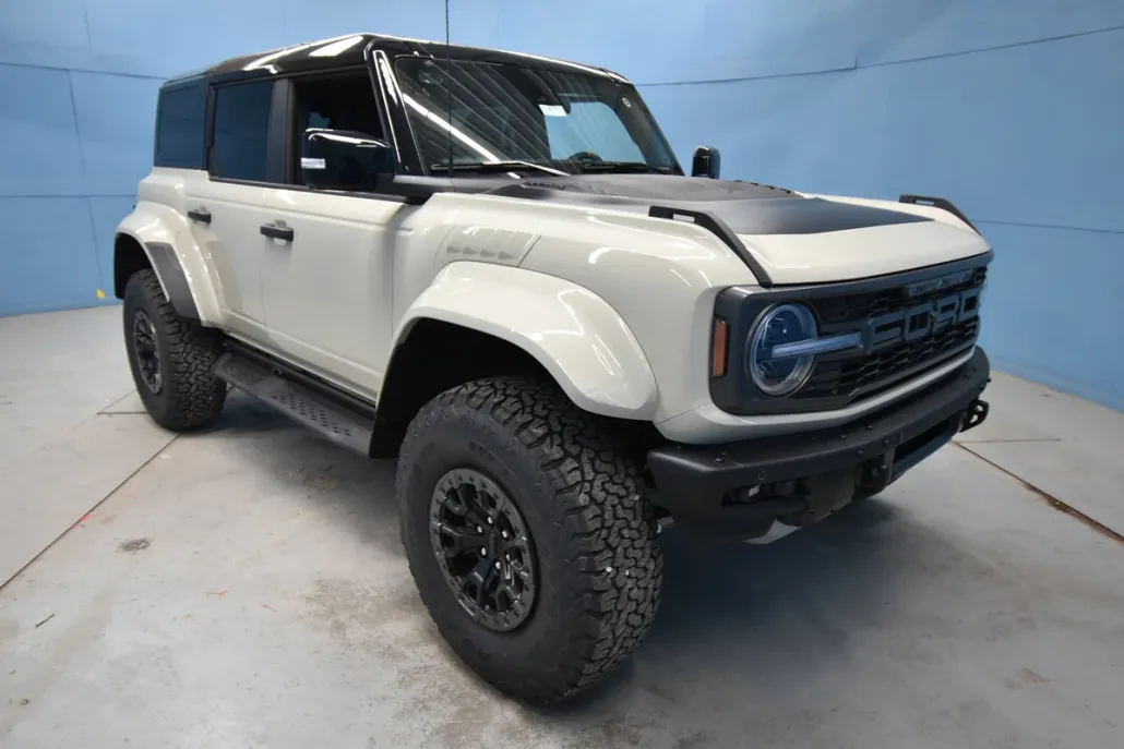 2025 Ford Bronco Raptor photo 1