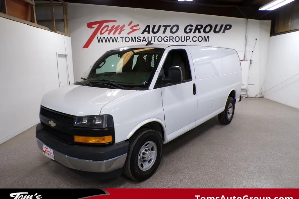 2019 Chevrolet Express Cargo Van photo 1