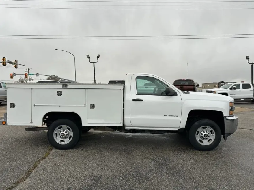 2016 Chevrolet Silverado 2500HD Work Truck photo 1