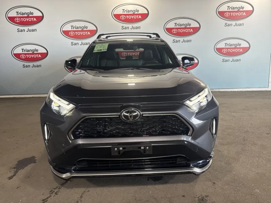 2025 Toyota RAV4 Hybrid XSE photo 1