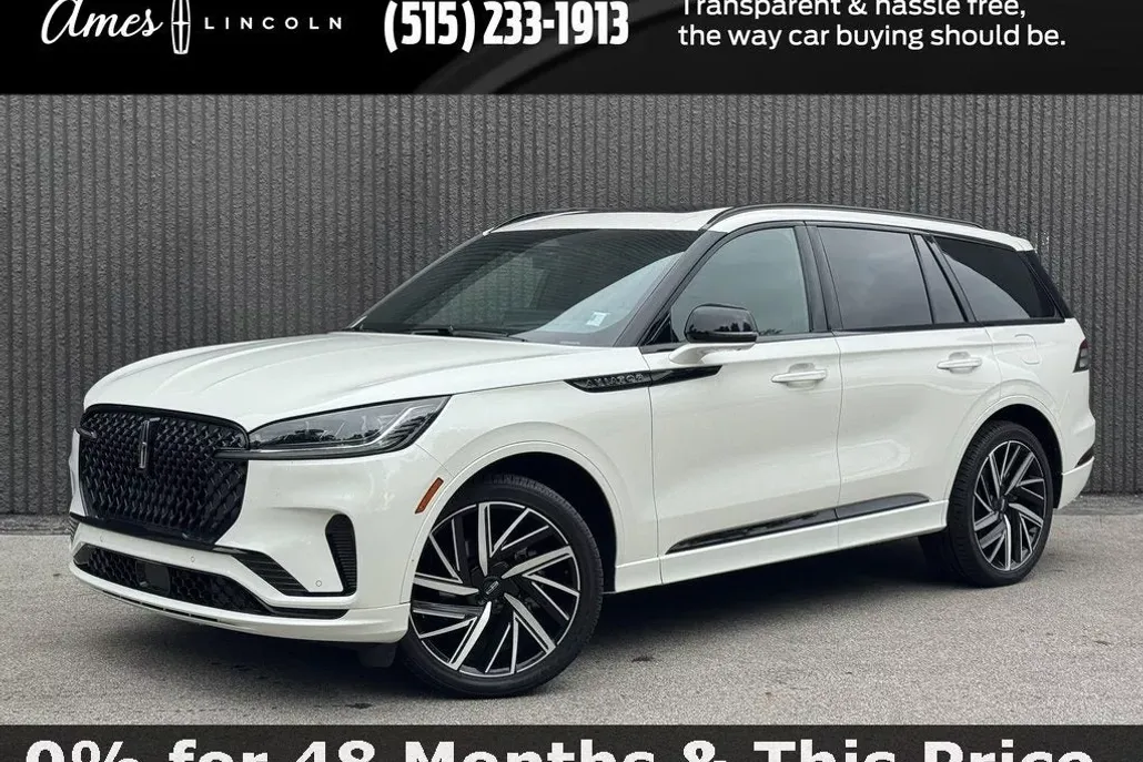 2025 Lincoln Aviator Black Label photo 1