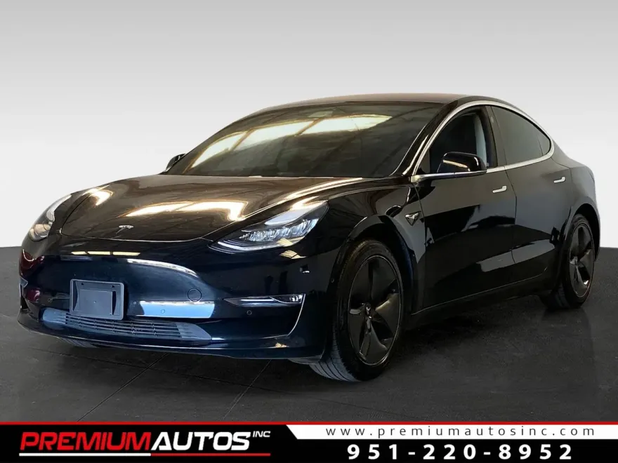 2018 Tesla Model 3 Long Range photo 1