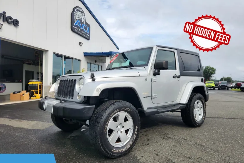 2011 Jeep Wrangler Sahara Sport photo 1