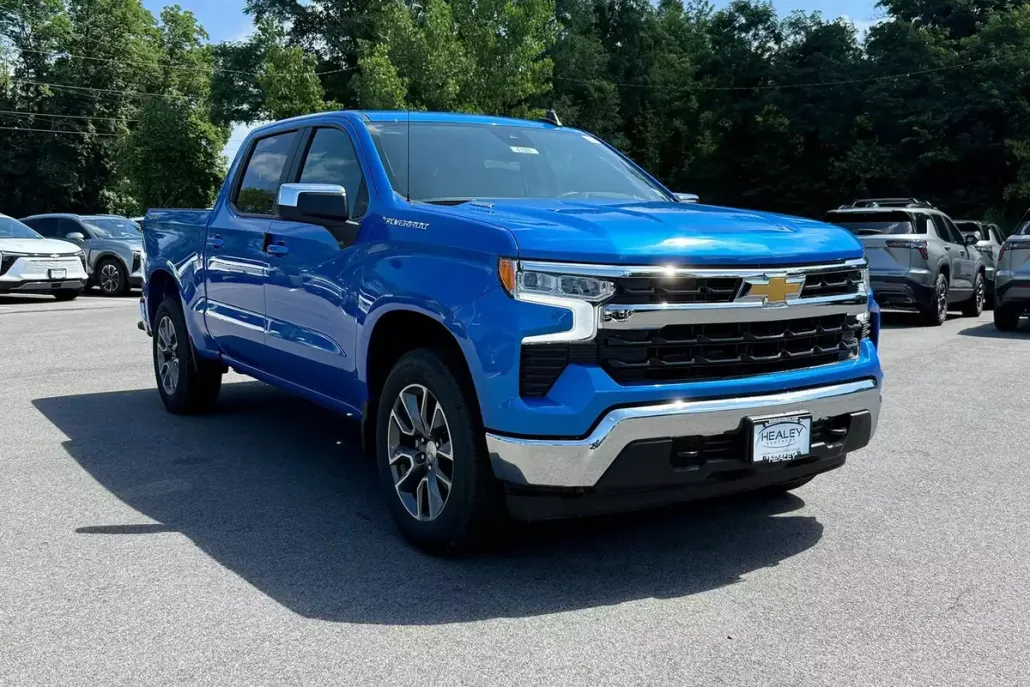2025 Chevrolet Silverado 1500 LT photo 1