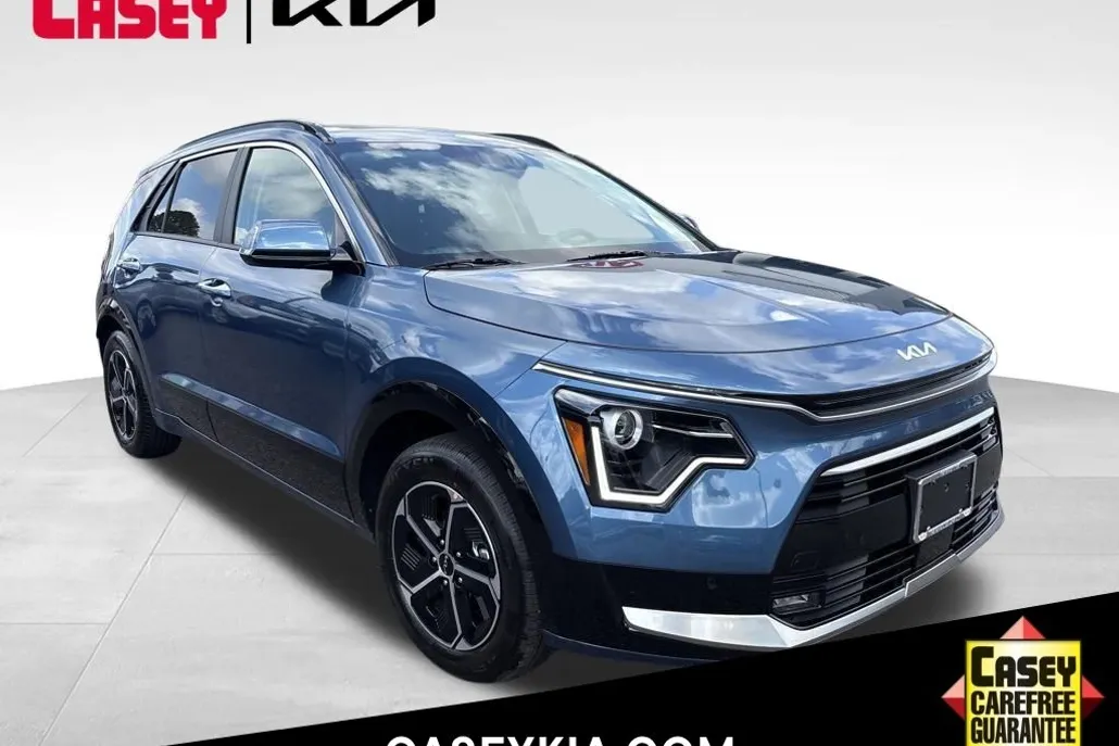 2025 Kia Niro SX photo 1