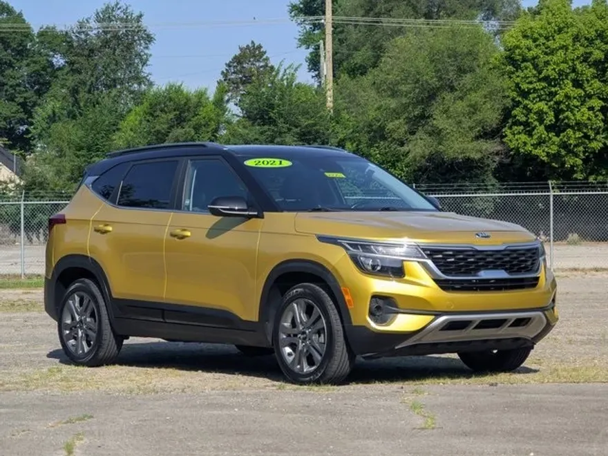 2021 Kia Seltos S photo 1