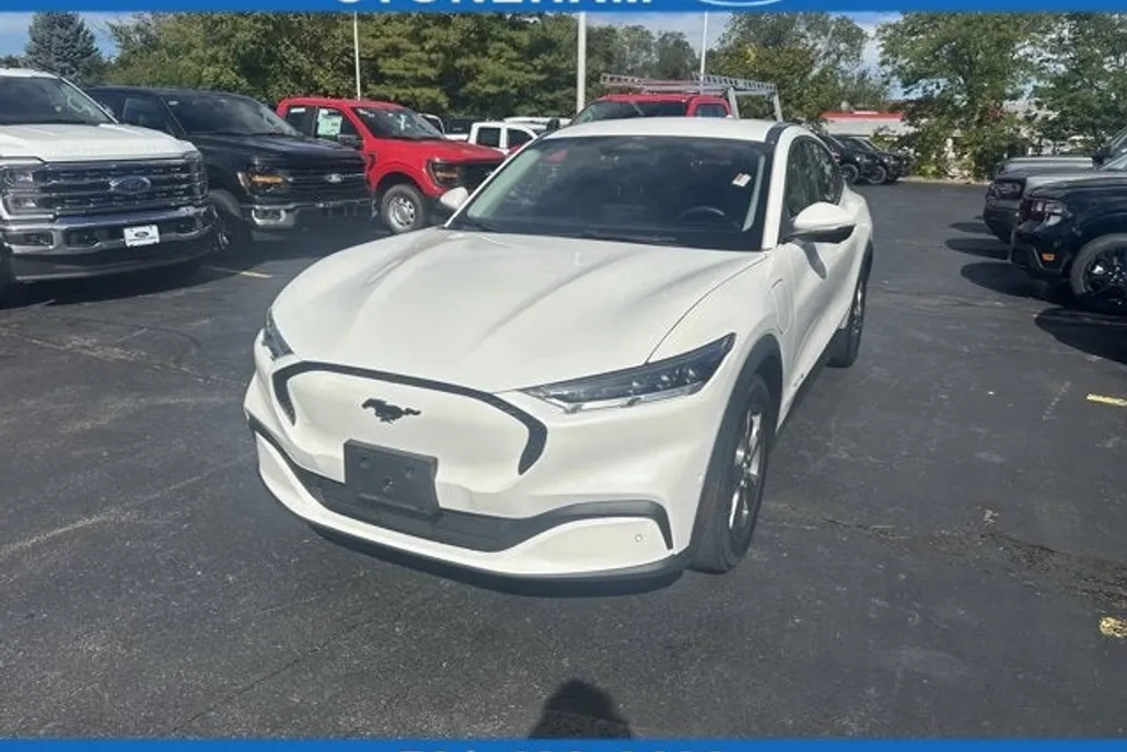 2021 Ford Mustang Mach-E Select photo 1