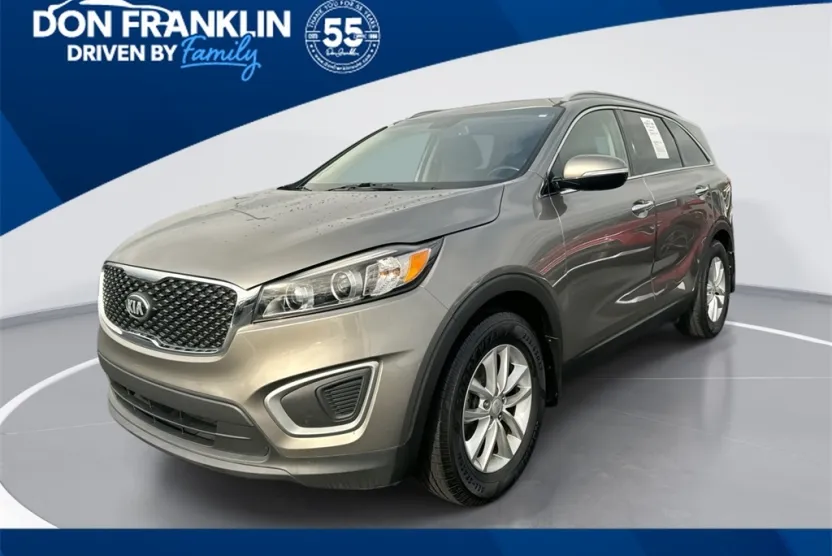 2016 Kia Sorento LX photo 1