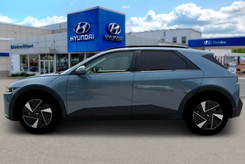 2025 Hyundai Ioniq 5 SEL photo 1