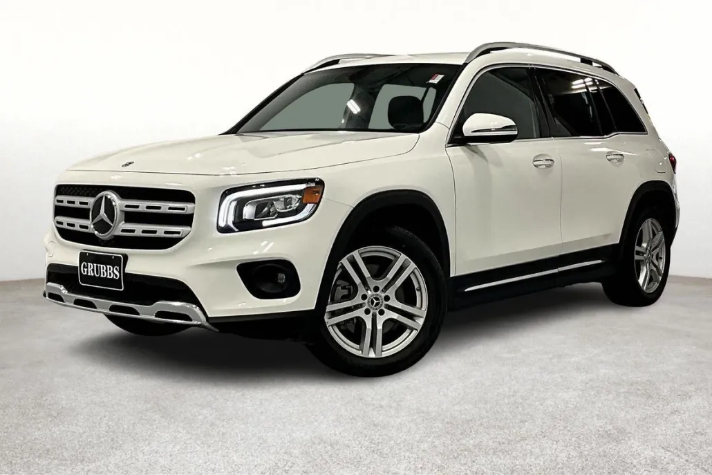 2023 Mercedes Benz GLB 250 photo 1
