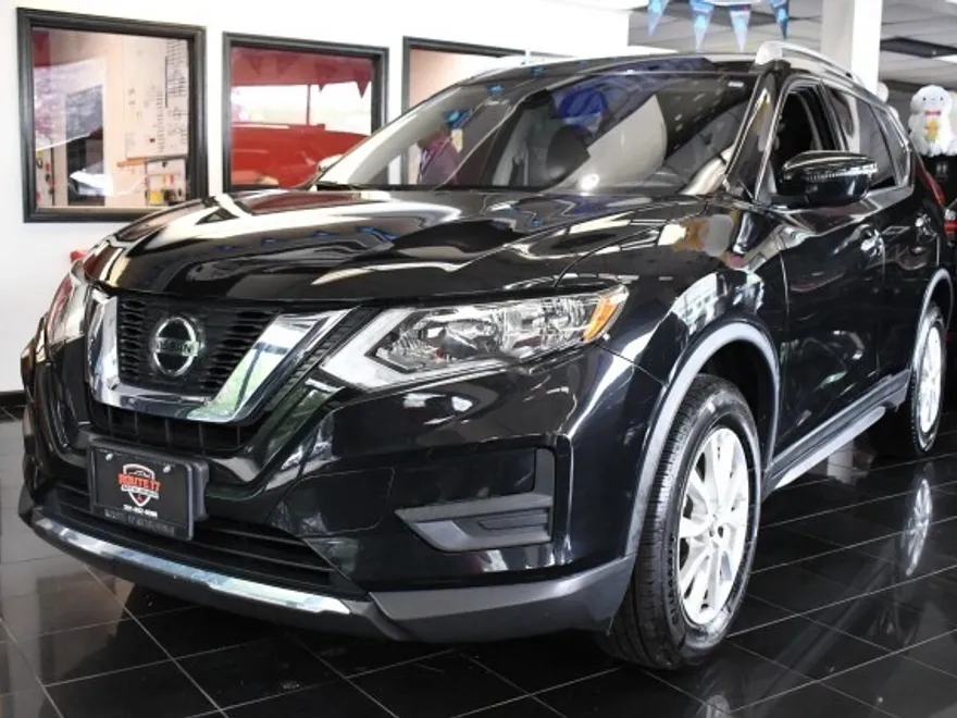 2020 Nissan Rogue S photo 1