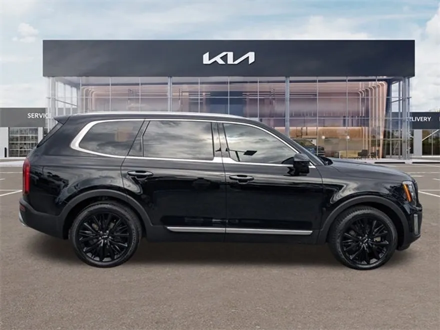 2022 Kia Telluride SX photo 1