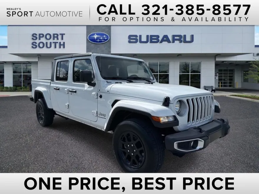 2023 Jeep Gladiator Overland photo 1