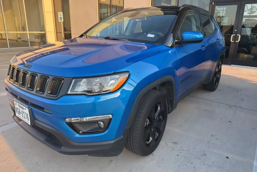 2020 Jeep Compass Latitude photo 1