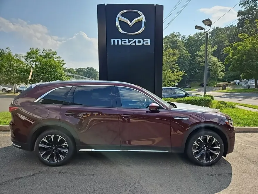 2024 Mazda CX-90 Premium Plus photo 1