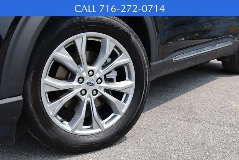 2021 Ford Explorer Limited photo 1