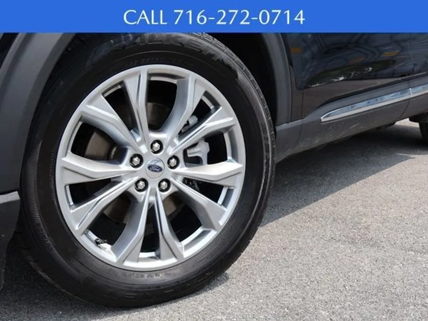 2021 Ford Explorer Limited photo 1