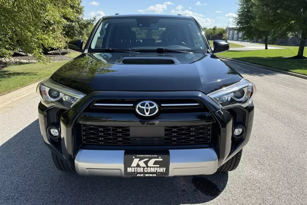 2021 Toyota 4Runner TRD Off-Road photo 1