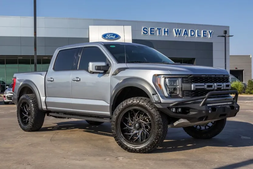 2023 Ford F-150 Raptor photo 1