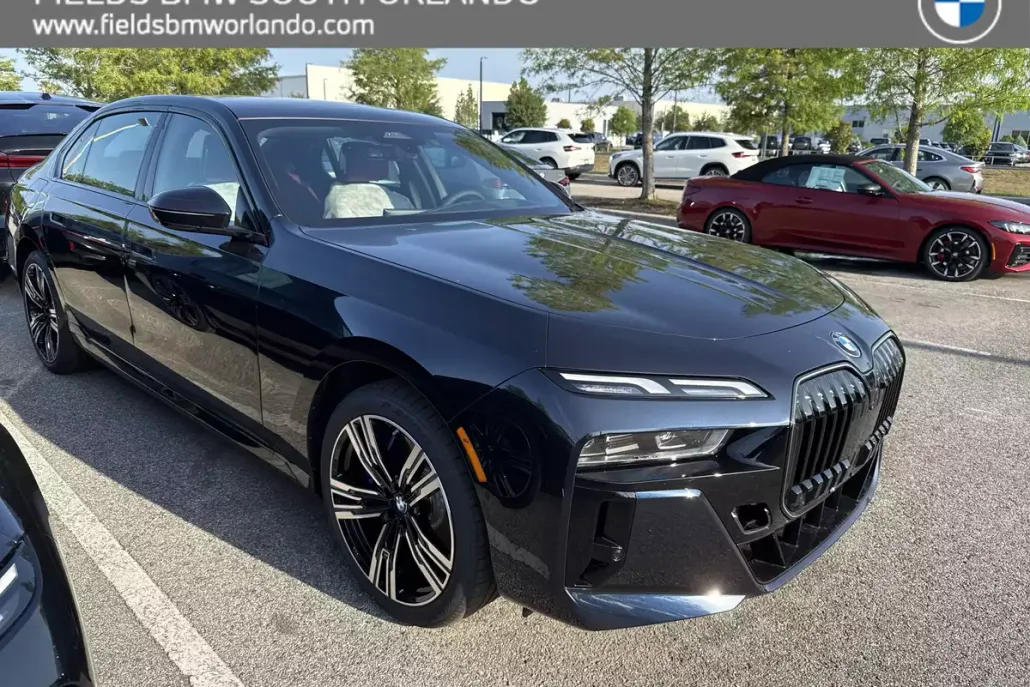 2025 Bmw 740i photo 1