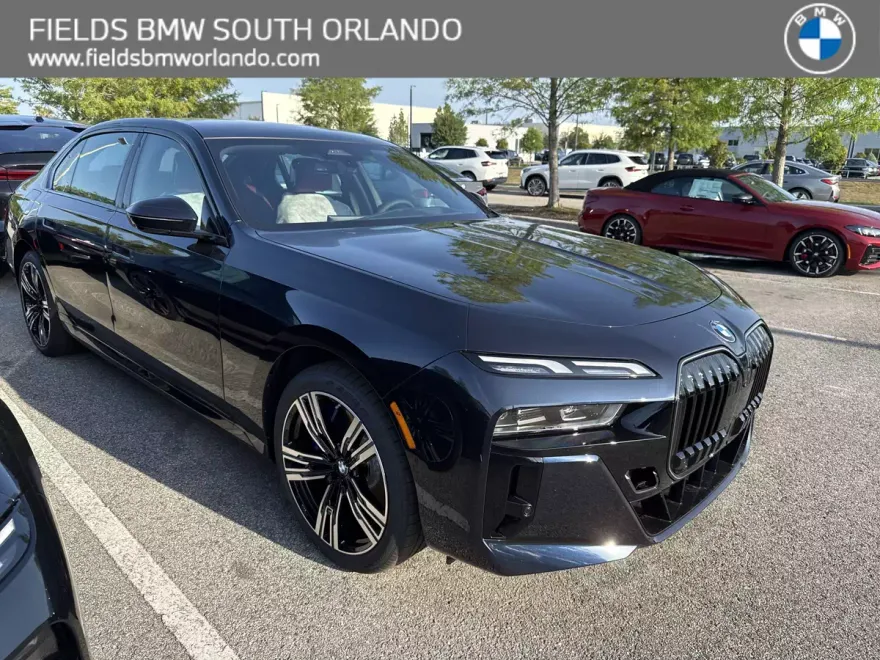 2025 Bmw 740i photo 1