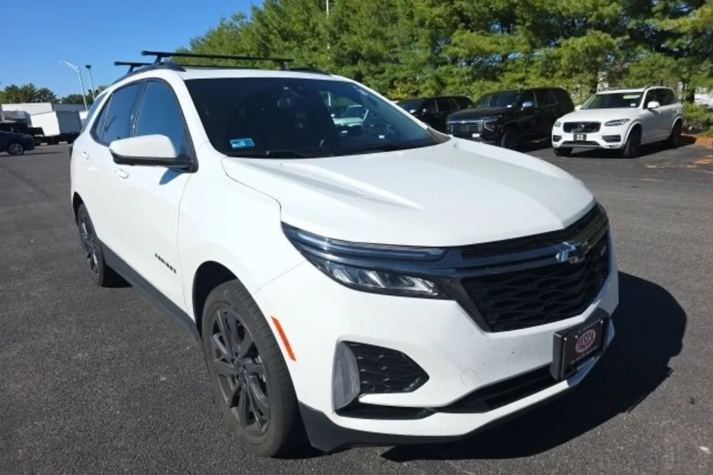 2023 Chevrolet Equinox RS photo 1