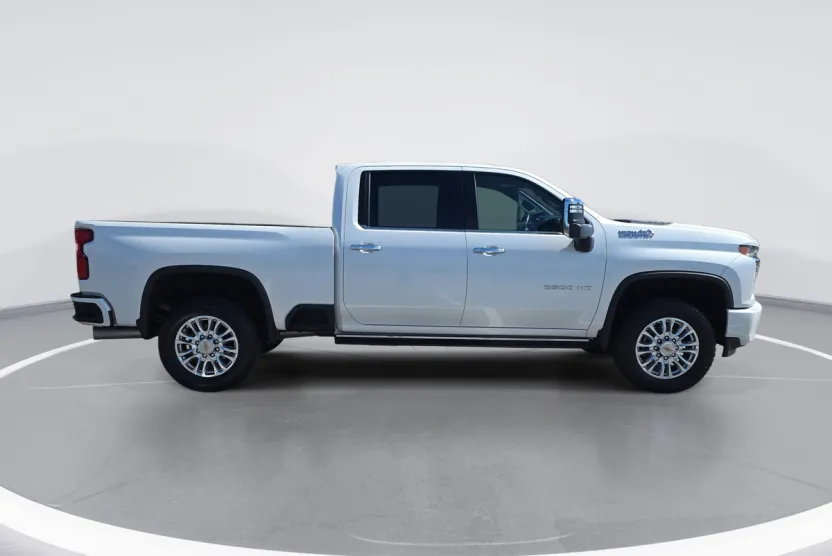 2023 Chevrolet Silverado 2500HD High Country photo 1