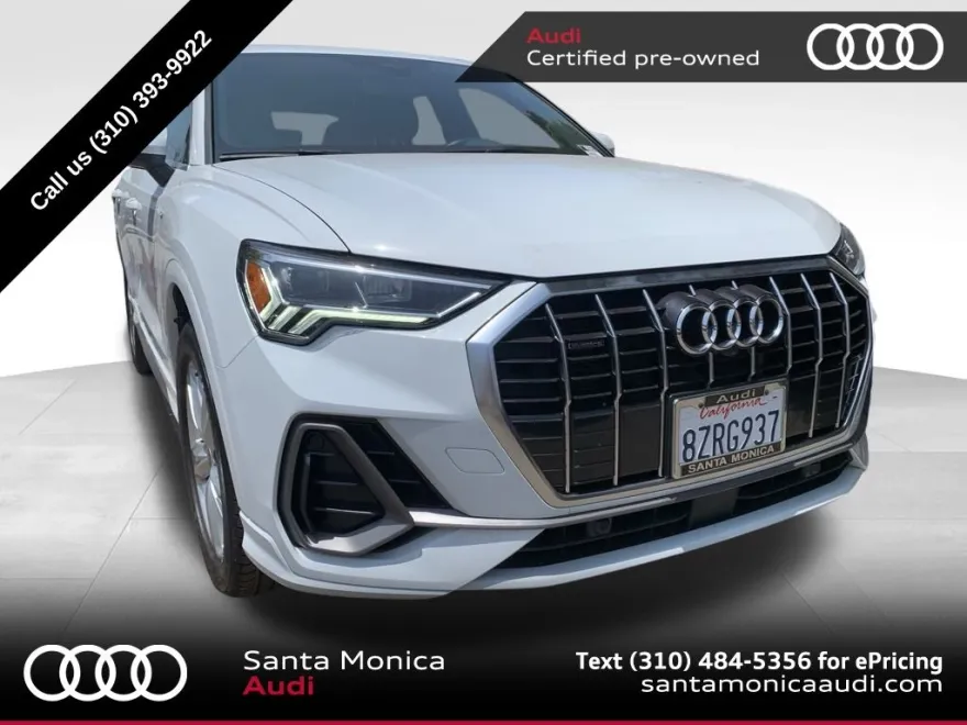 2022 Audi Q3 S line Premium Plus photo 1