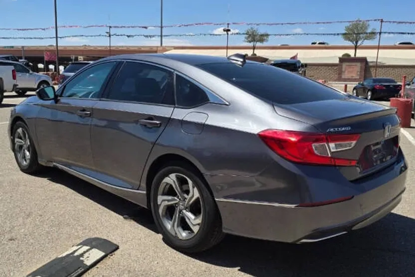 2019 Honda Accord EX photo 1