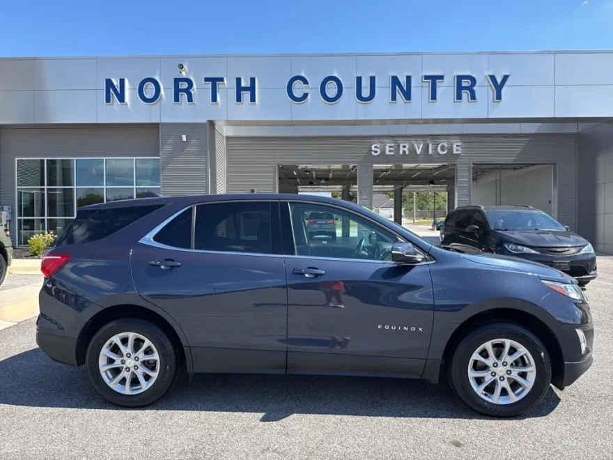 2018 Chevrolet Equinox LT photo 1