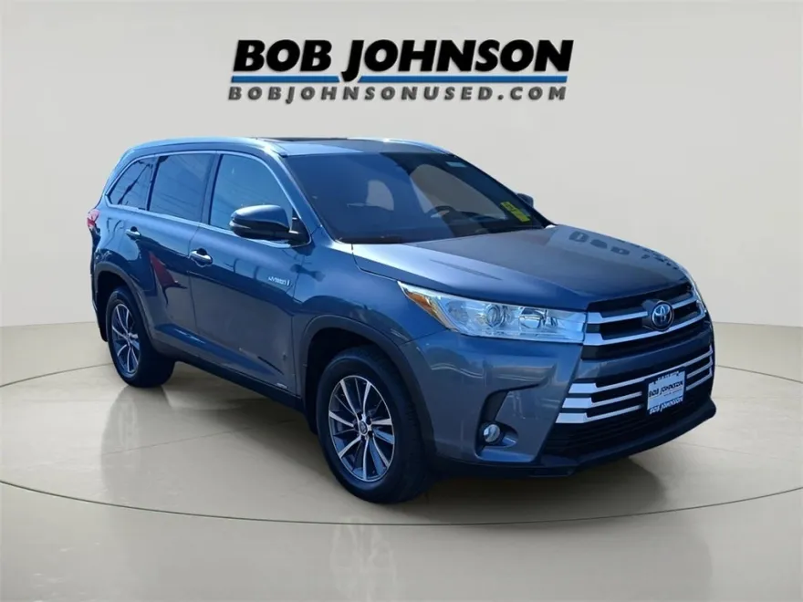 2019 Toyota Highlander Hybrid XLE photo 1