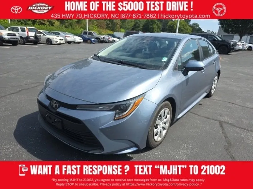 2024 Toyota Corolla LE photo 1