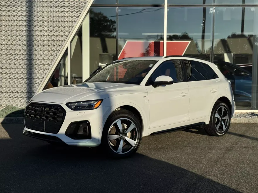 2022 Audi Q5 S line Prestige 45 TFSI Premium photo 1