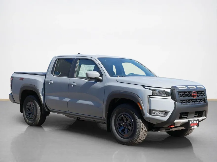 2026 Nissan Frontier Crew Cab PRO-4X photo 1