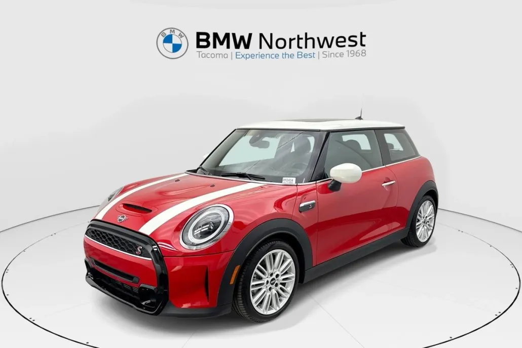 2022 Mini Cooper 2 Door Hardtop S photo 1