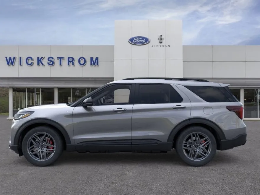 2025 Ford Explorer ST-Line photo 1