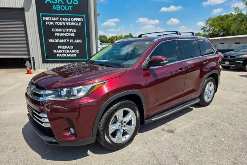 2017 Toyota Highlander Limited Platinum Sport photo 1