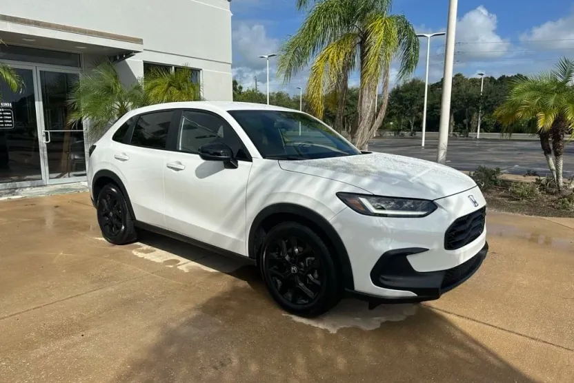 2023 Honda HR-V Sport photo 1