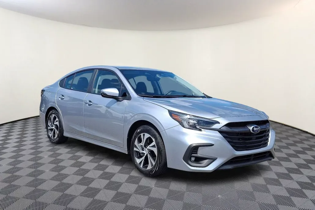 2025 Subaru Legacy Premium photo 1