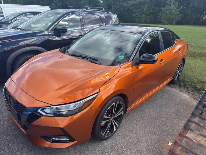 2023 Nissan Sentra SR photo 1