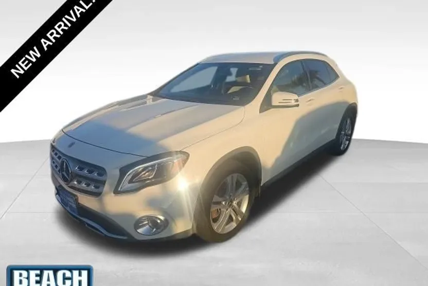 2018 Mercedes Benz GLA 250 4MATIC photo 1