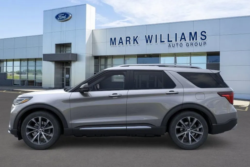 2025 Ford Explorer Platinum photo 1