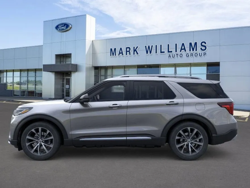 2025 Ford Explorer Platinum photo 1
