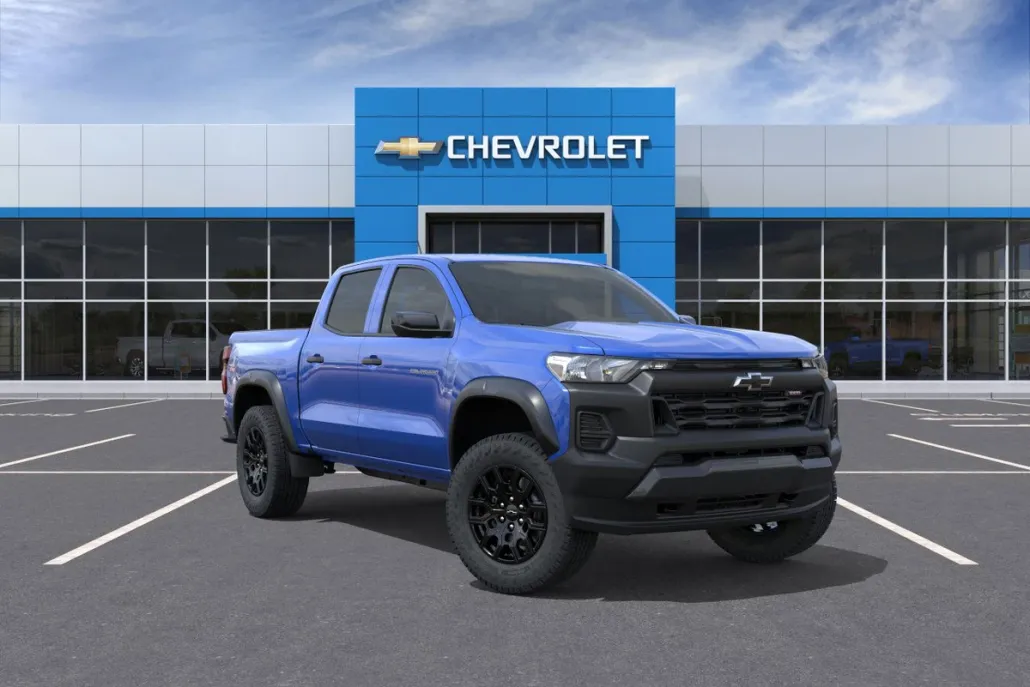 2025 Chevrolet Colorado Trail Boss photo 1