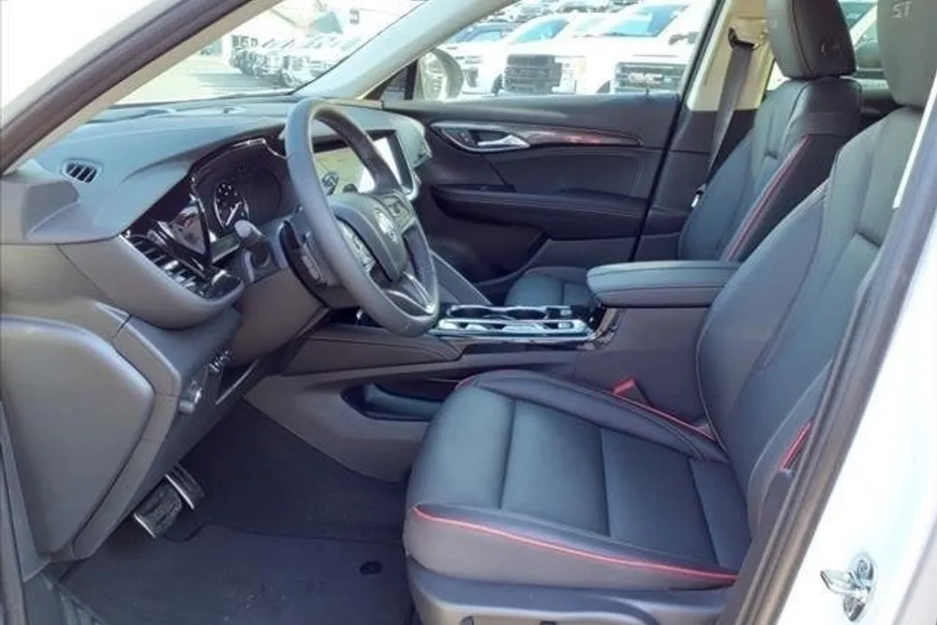 2023 Buick Envision Essence photo 1