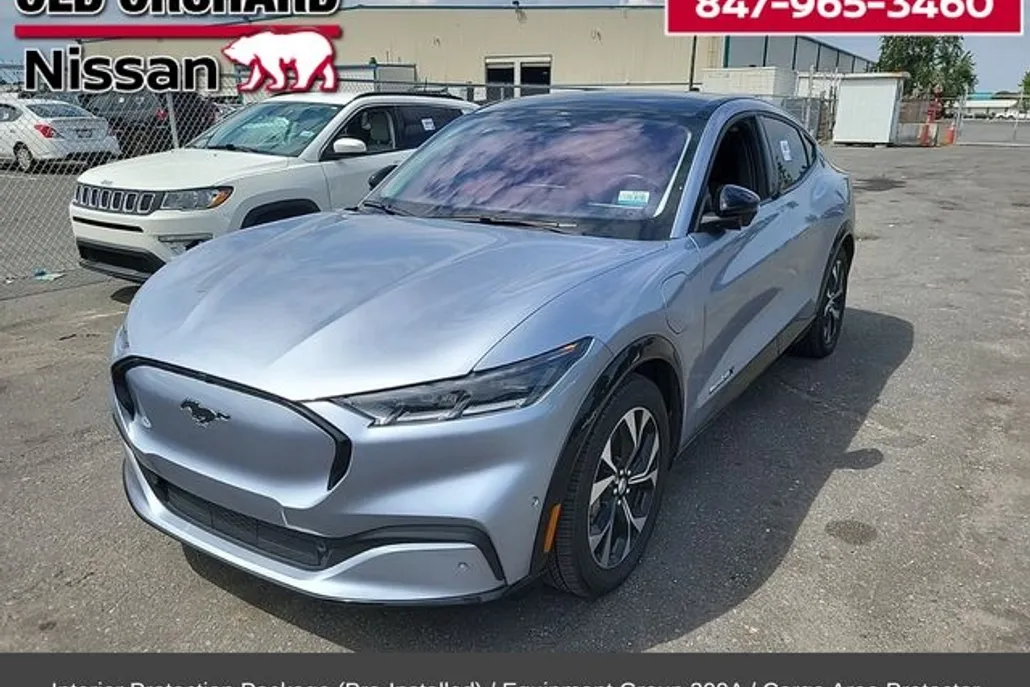 2022 Ford Mustang Mach-E Premium photo 1