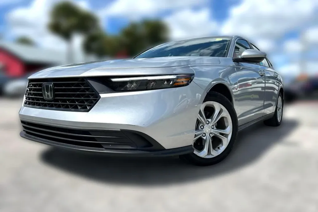 2024 Honda Accord LX photo 1