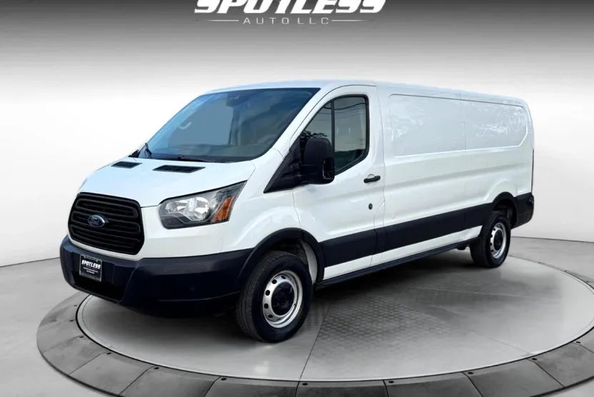 2019 Ford Transit Van photo 1