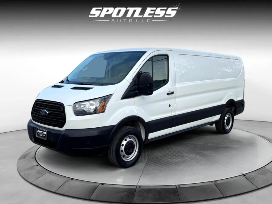 2019 Ford Transit Van photo 1