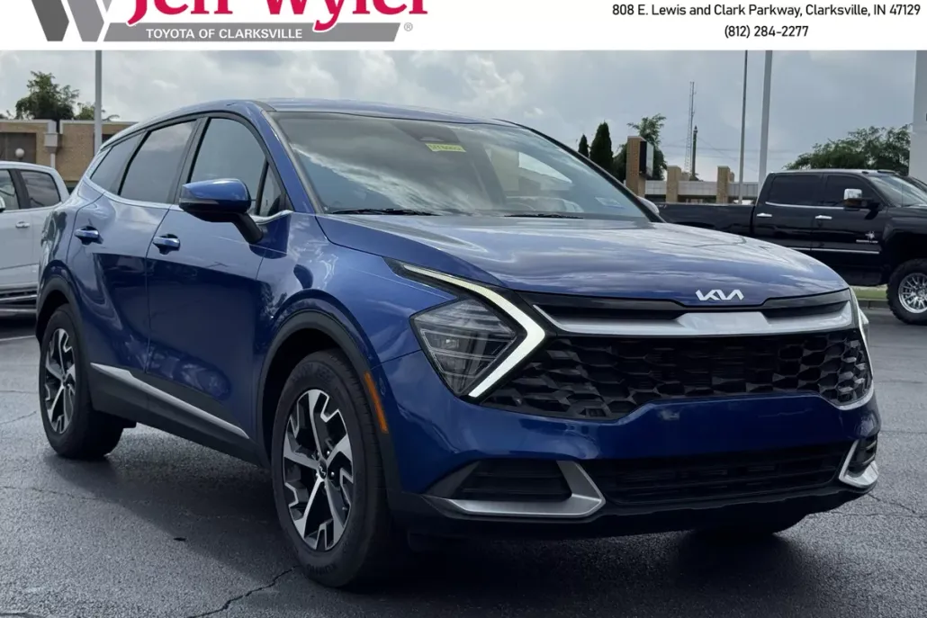 2024 Kia Sportage EX photo 1